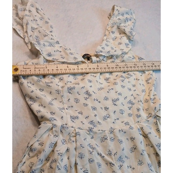 Abercrombie and Fitch Floral Ruffle Romper White Blue Cottagecore Summer - Picture 10 of 12